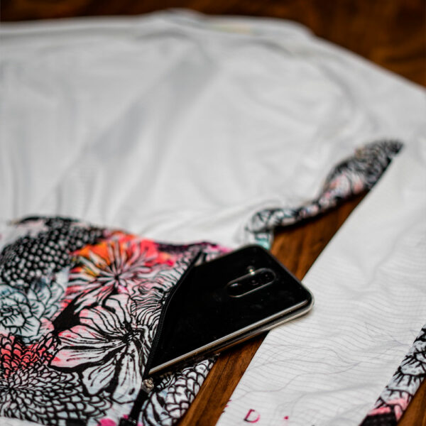 White Posy G - Image 5